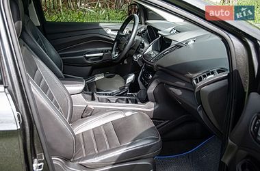 Внедорожник / Кроссовер Ford Escape 2018 в Хмельницком