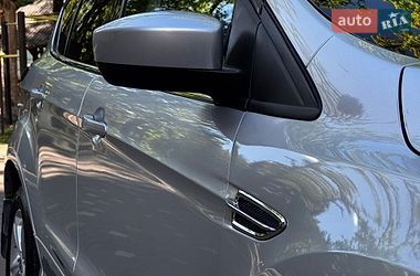 Позашляховик / Кросовер Ford Escape 2015 в Дрогобичі