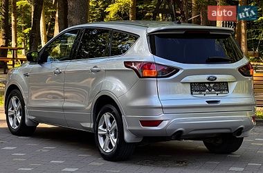 Позашляховик / Кросовер Ford Escape 2015 в Дрогобичі