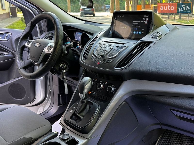 Позашляховик / Кросовер Ford Escape 2015 в Дрогобичі