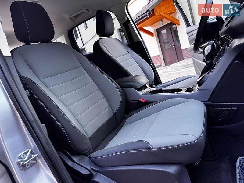 Позашляховик / Кросовер Ford Escape 2015 в Дрогобичі