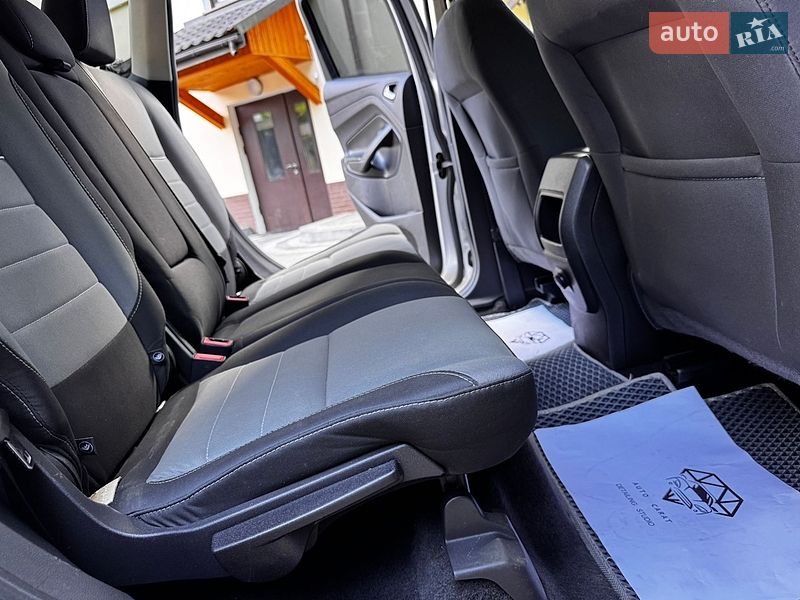 Позашляховик / Кросовер Ford Escape 2015 в Дрогобичі