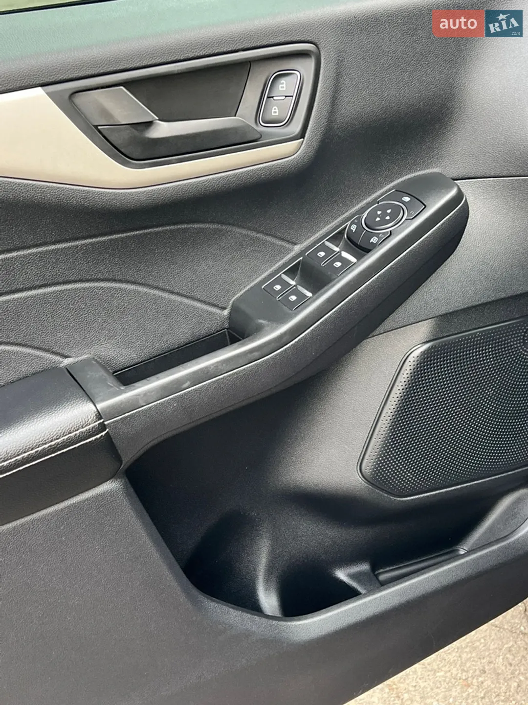 2022 Ford Escape - мініатюра 41