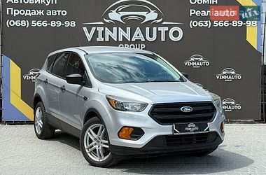 Позашляховик / Кросовер Ford Escape 2017 в Вінниці