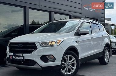 Позашляховик / Кросовер Ford Escape 2017 в Рівному