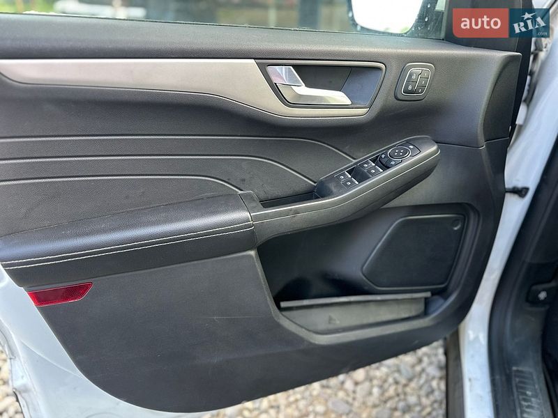 Внедорожник / Кроссовер Ford Escape 2021 в Львове