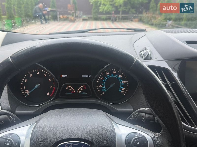 Внедорожник / Кроссовер Ford Escape 2013 в Черкассах