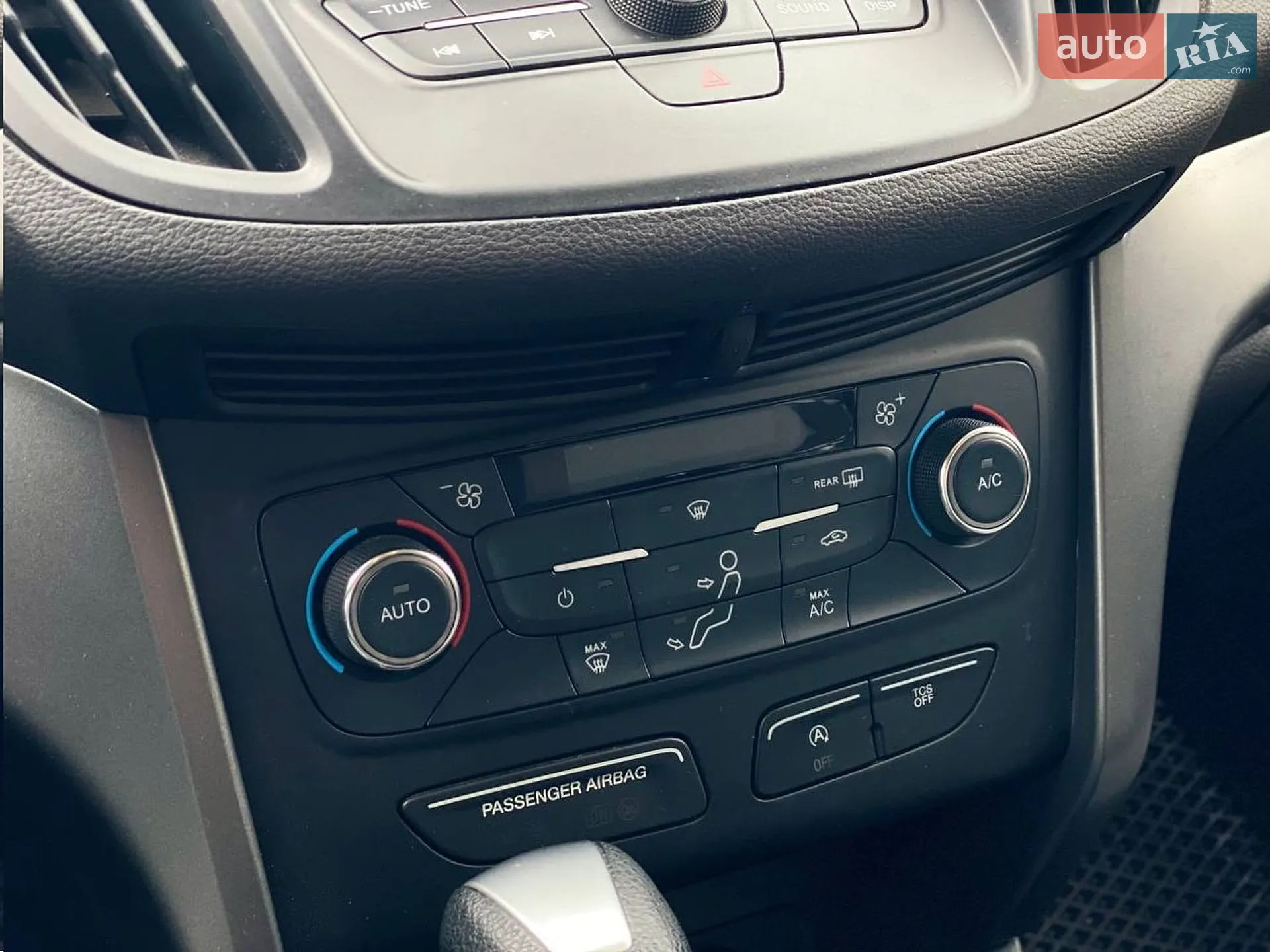2017 Ford Escape - мініатюра 4