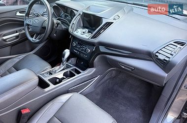 Внедорожник / Кроссовер Ford Escape 2019 в Сумах