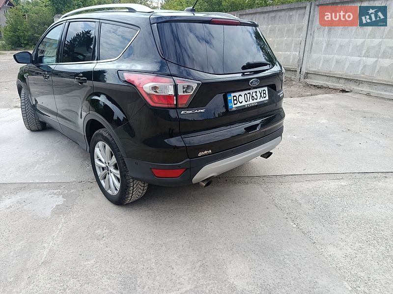 Позашляховик / Кросовер Ford Escape 2016 в Львові