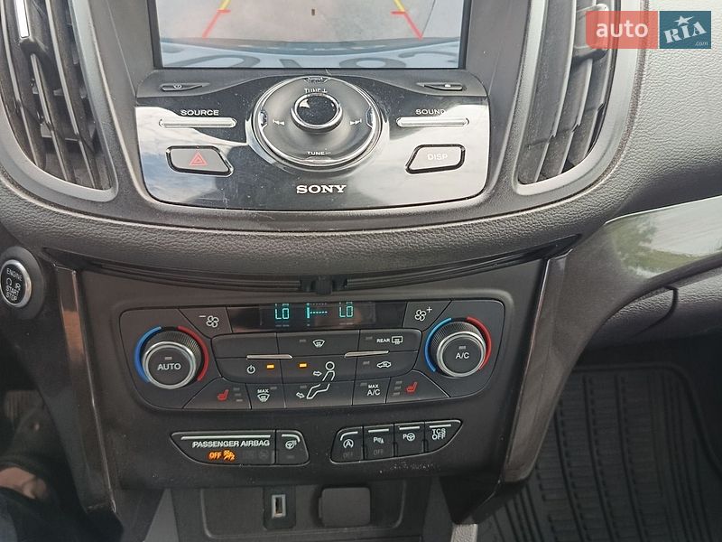 Позашляховик / Кросовер Ford Escape 2016 в Львові