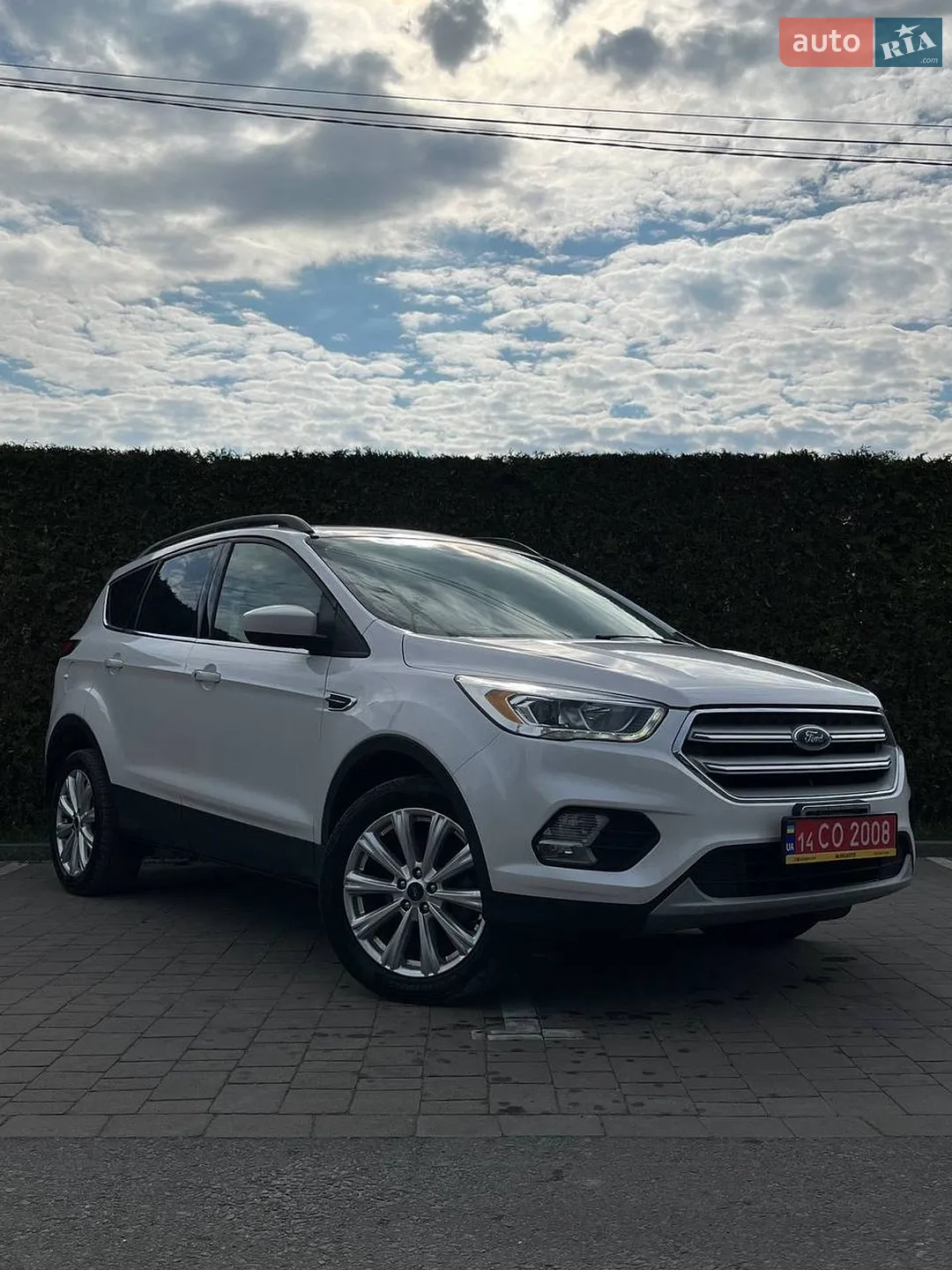 2019 Ford Escape - фото 1