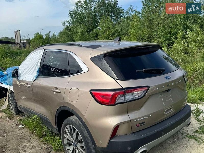 Позашляховик / Кросовер Ford Escape 2021 в Львові