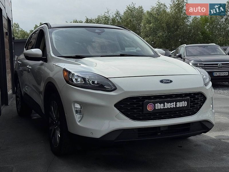 Позашляховик / Кросовер Ford Escape 2020 в Рівному