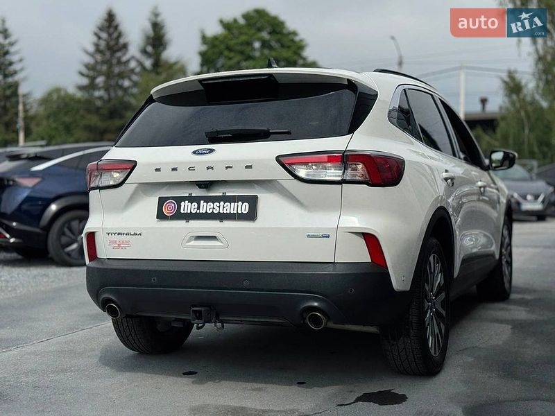 Позашляховик / Кросовер Ford Escape 2020 в Рівному