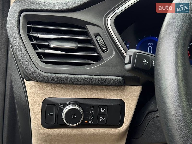 Позашляховик / Кросовер Ford Escape 2020 в Рівному
