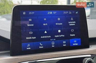 Позашляховик / Кросовер Ford Escape 2020 в Рівному