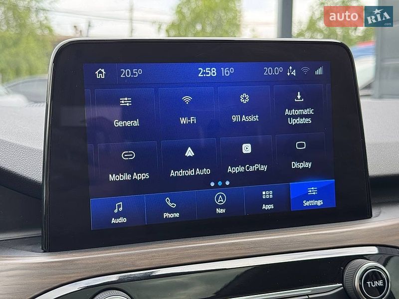 Позашляховик / Кросовер Ford Escape 2020 в Рівному