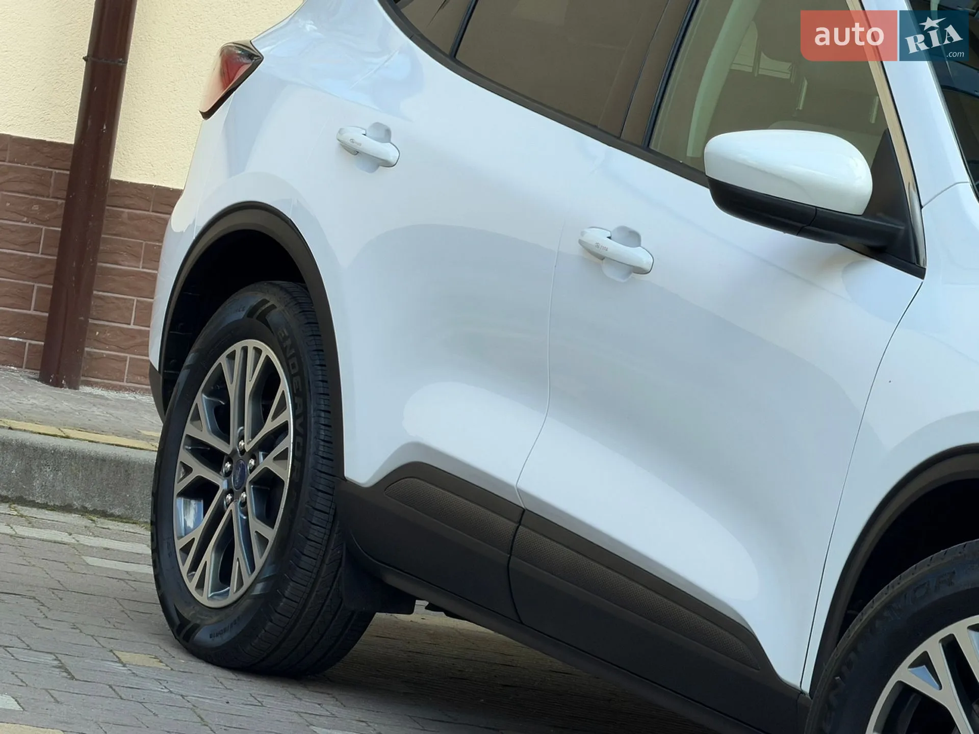 2020 Ford Escape - мініатюра 9