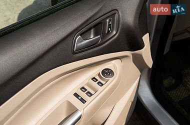 Позашляховик / Кросовер Ford Escape 2012 в Львові фото 11 Позашляховик / Кросовер Ford Escape 2012 в Львові
