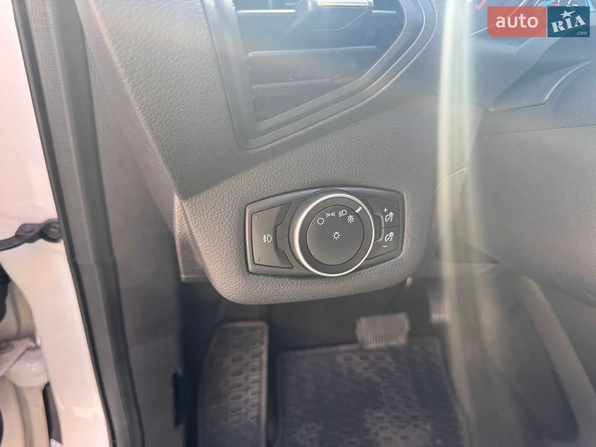 2015 Ford Escape - мініатюра 11