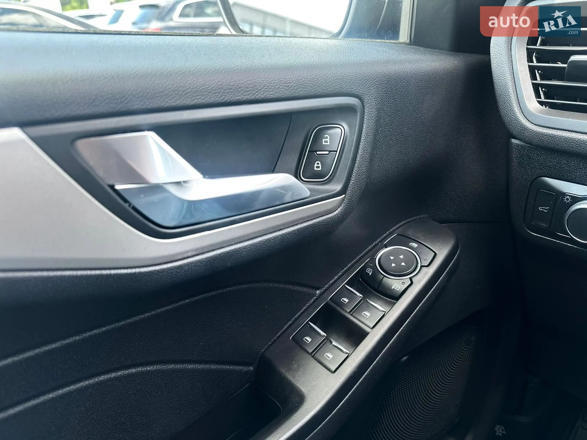 2021 Ford Escape - мініатюра 23