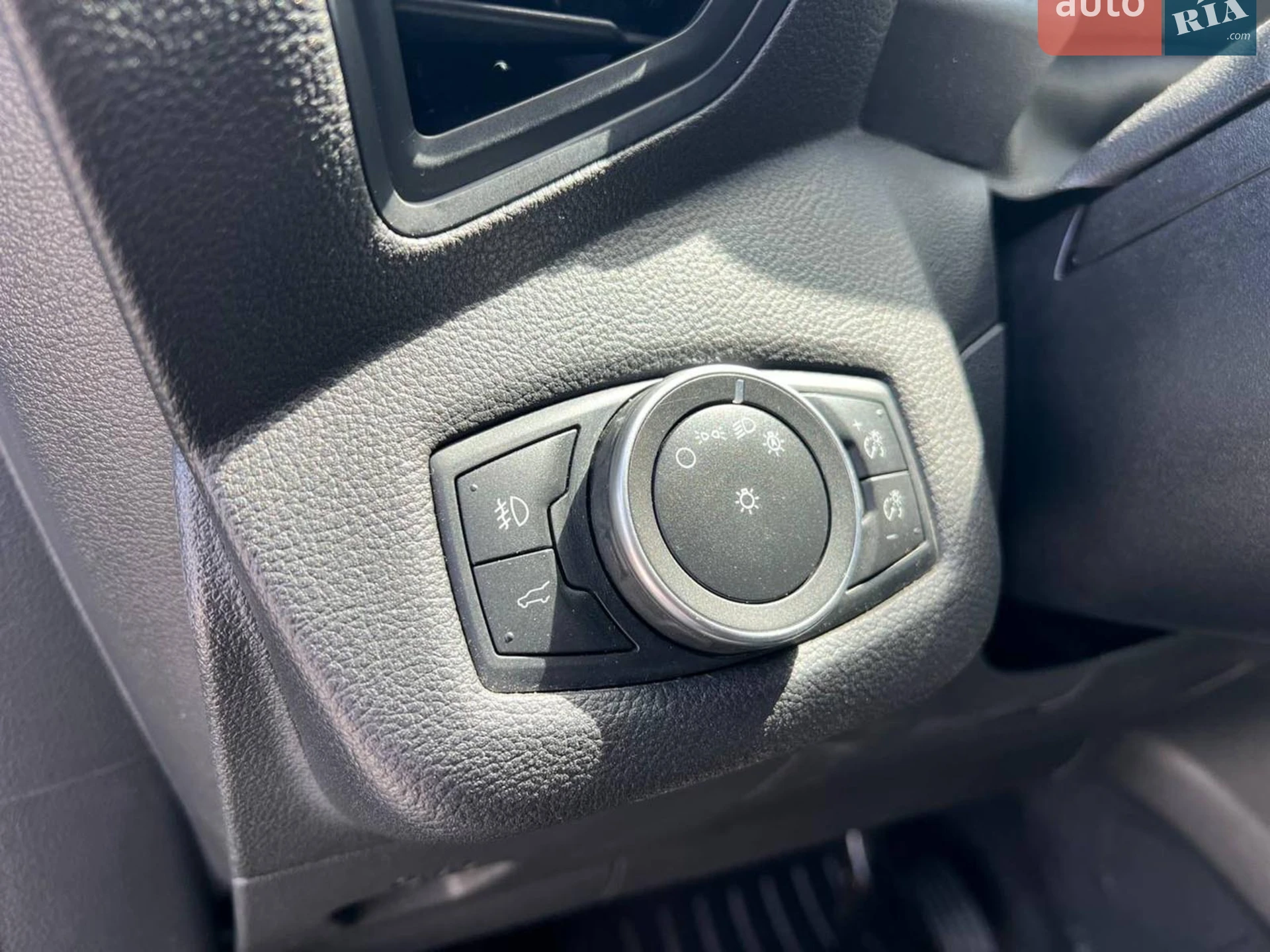 2019 Ford Escape - мініатюра 22