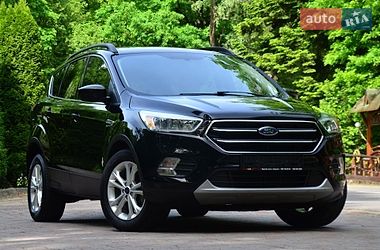 Внедорожник / Кроссовер Ford Escape 2018 в Дрогобыче
