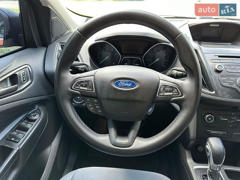 Позашляховик / Кросовер Ford Escape 2016 в Києві фото 11 Позашляховик / Кросовер Ford Escape 2016 в Києві