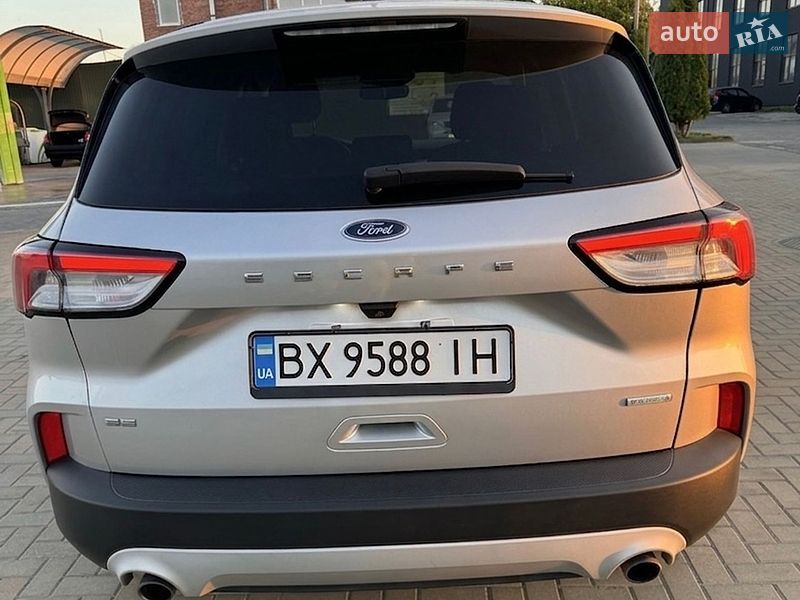 Позашляховик / Кросовер Ford Escape 2020 в Хмельницькому