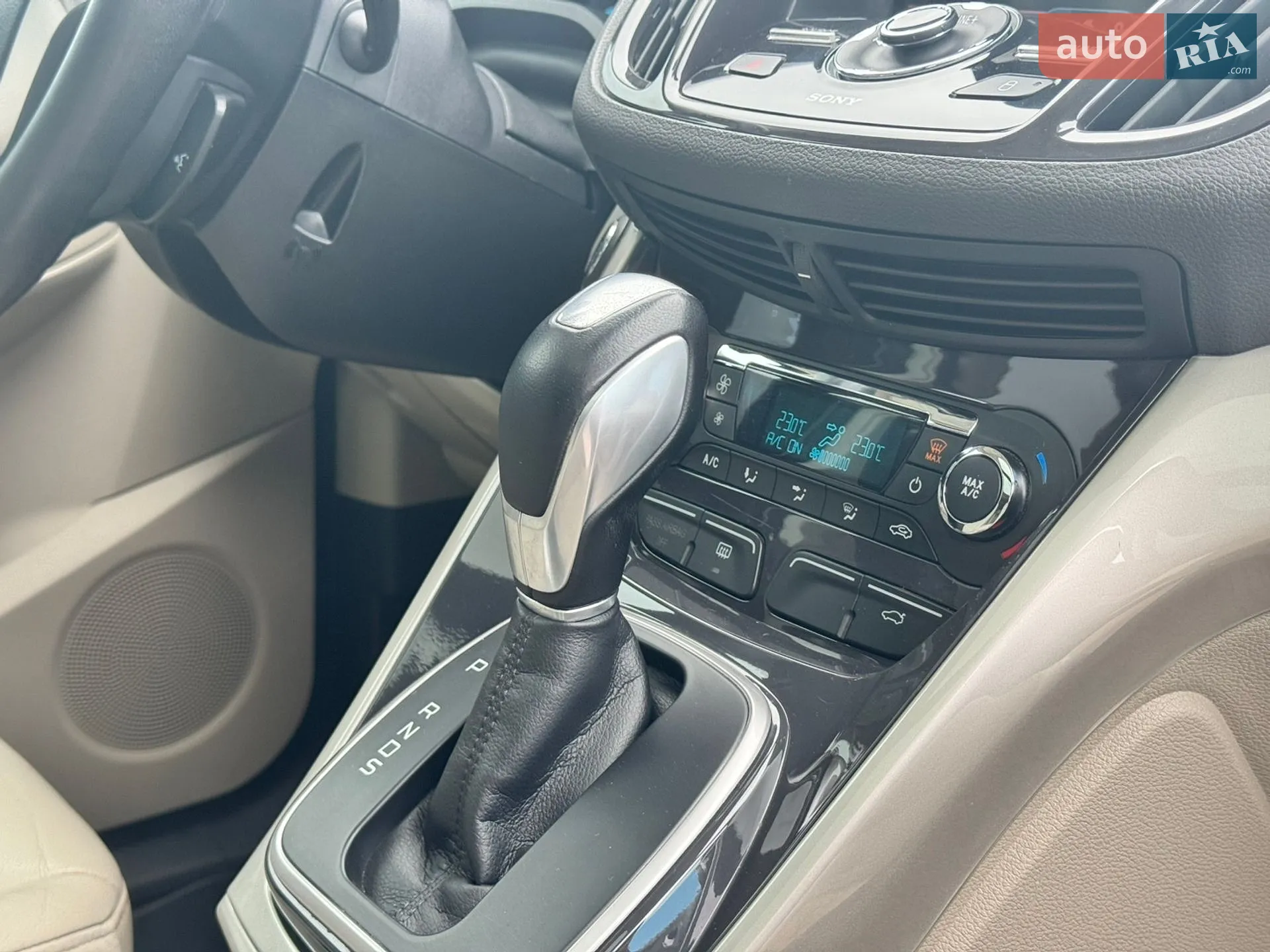2012 Ford Escape - мініатюра 21