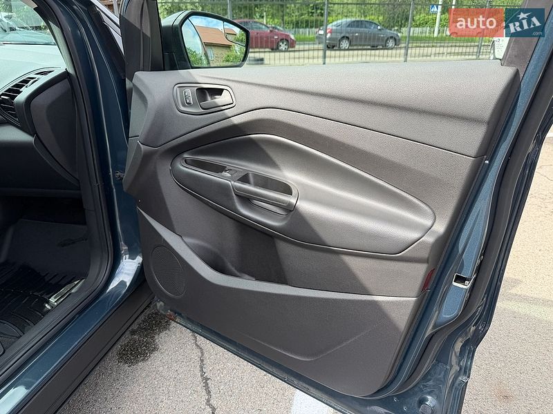 Позашляховик / Кросовер Ford Escape 2019 в Києві