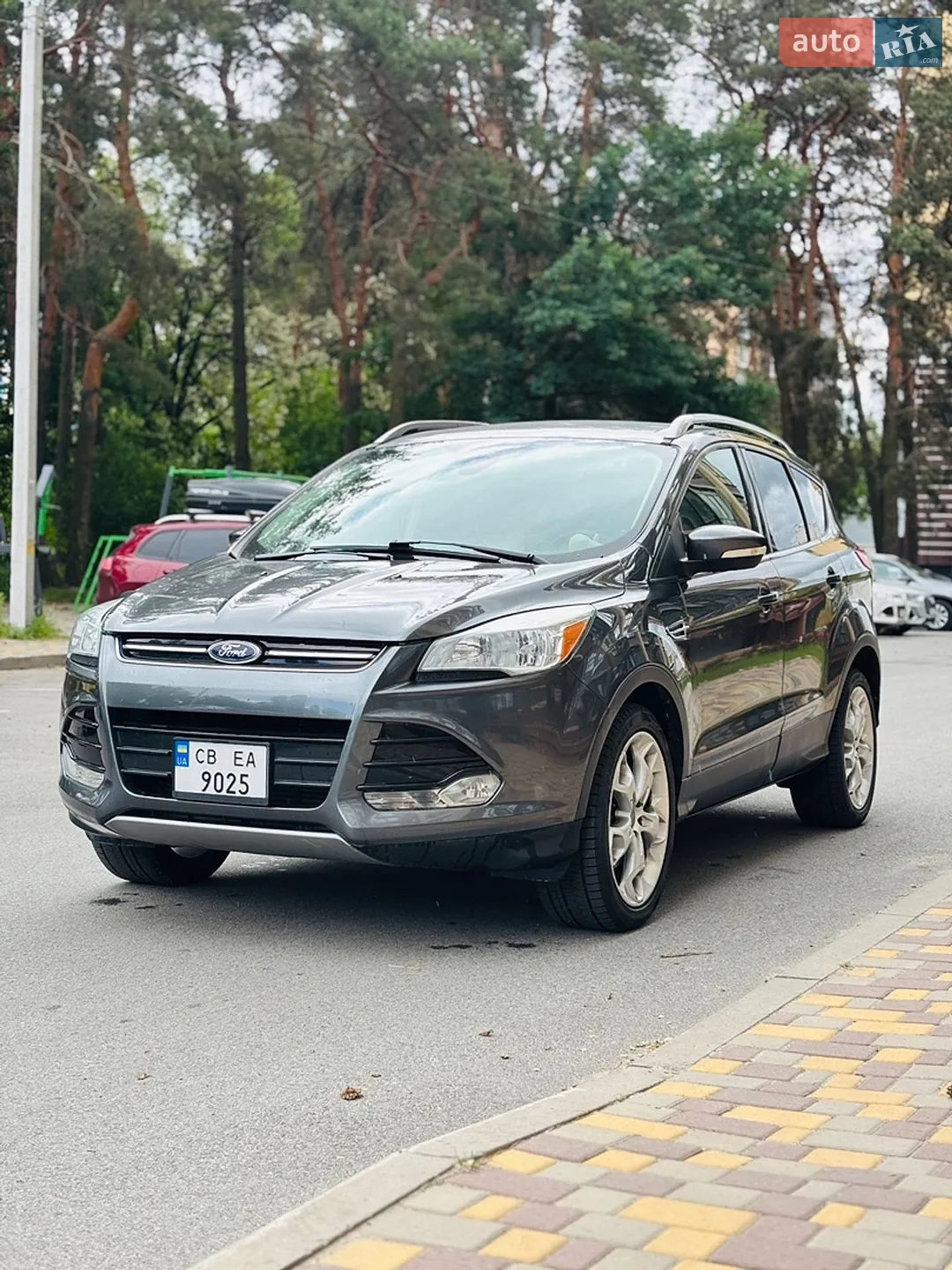 2015 Ford Escape - фото 1