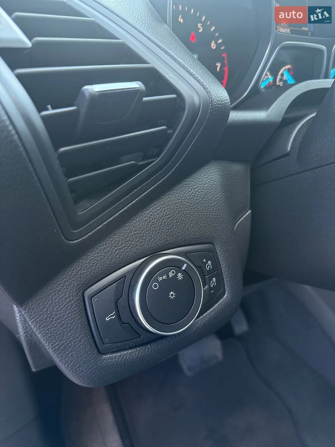 2019 Ford Escape - мініатюра 19