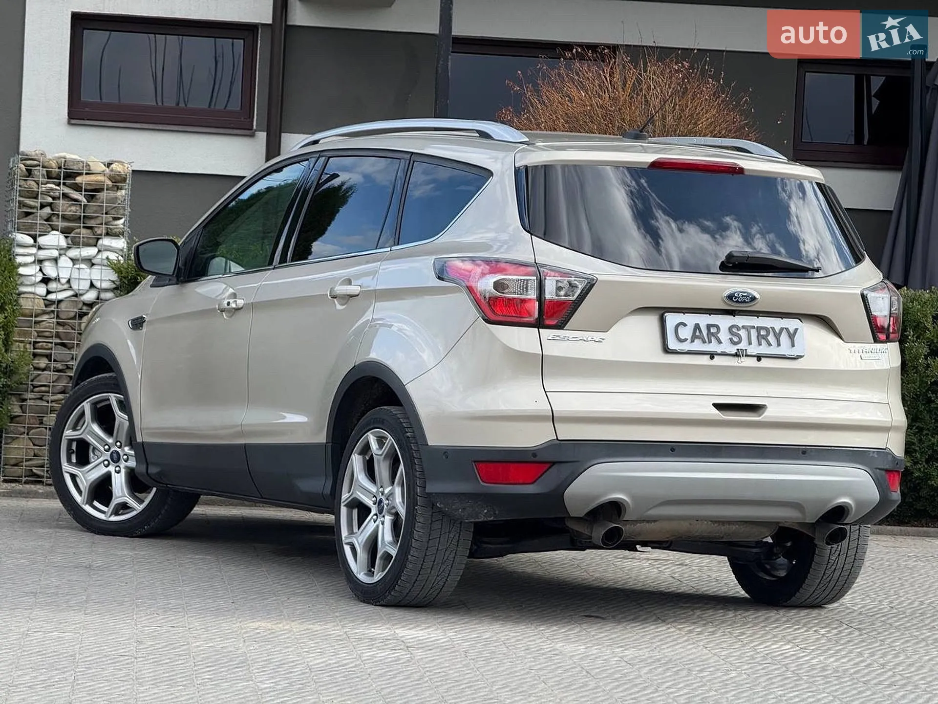 2017 Ford Escape - мініатюра 18