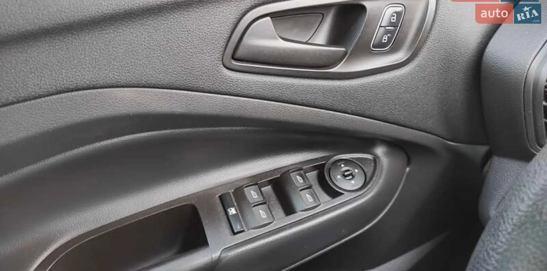 2017 Ford Escape - мініатюра 11