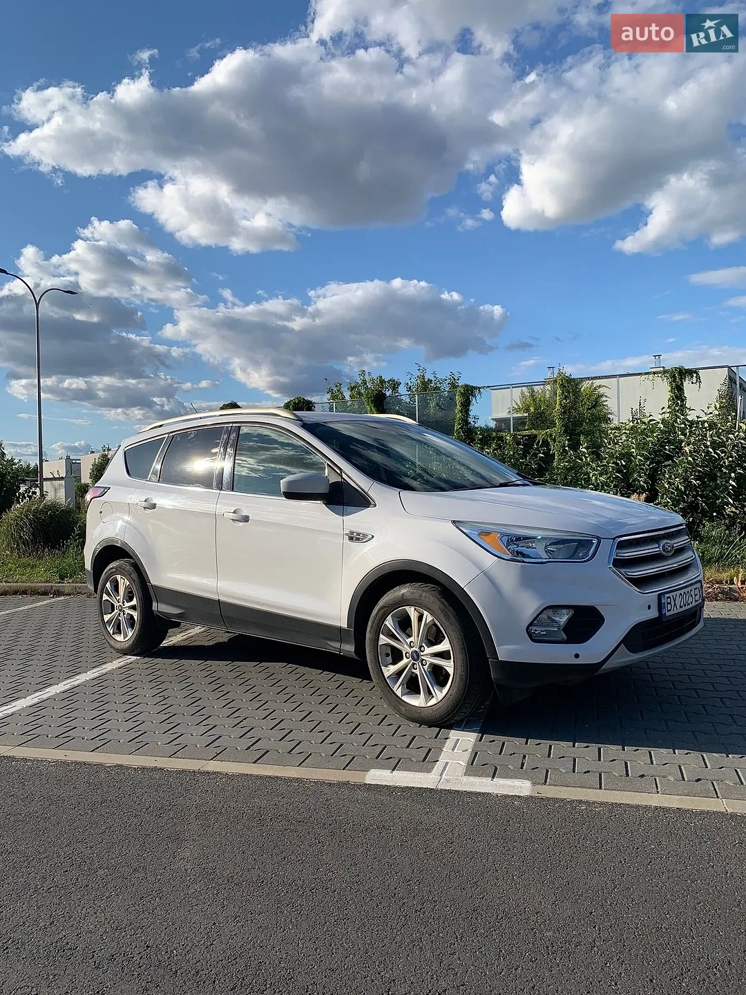 2016 Ford Escape - мініатюра 2