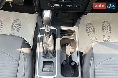 Позашляховик / Кросовер Ford Escape 2017 в Львові