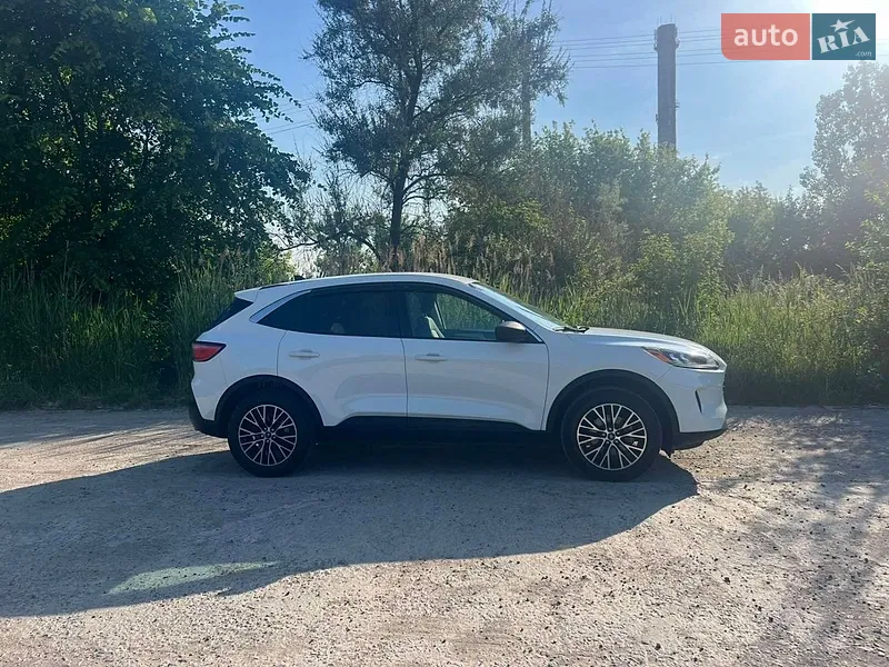 Ford Escape 2022 VIN 1FMCU0EZ0NUB90323 фото оголошення 6 з 80