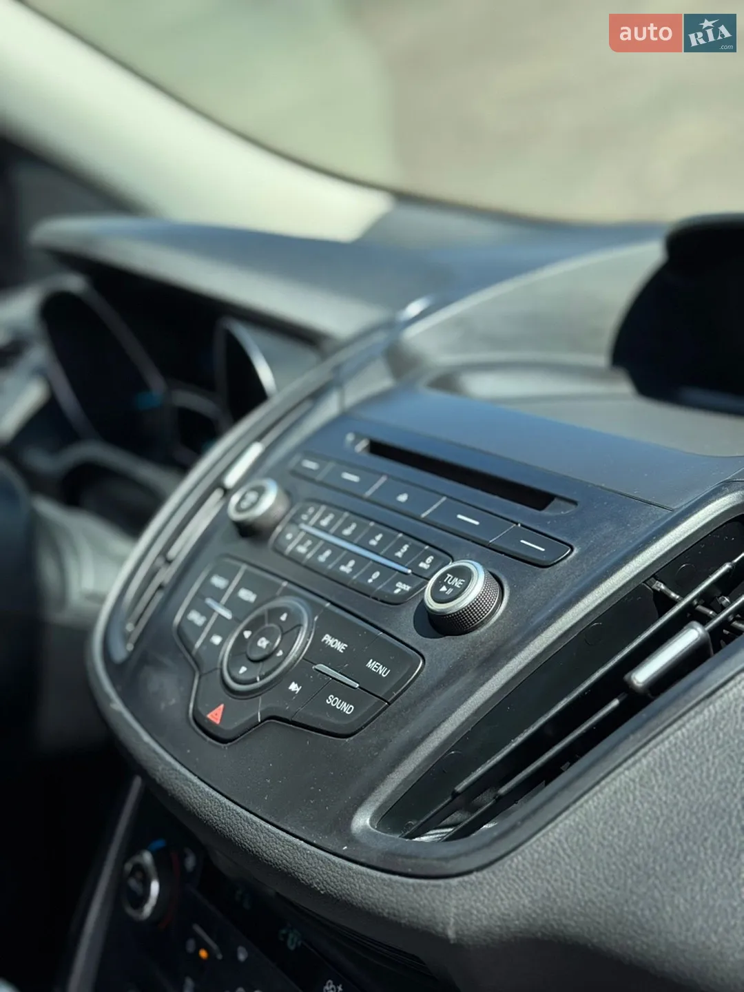 2017 Ford Escape - мініатюра 28