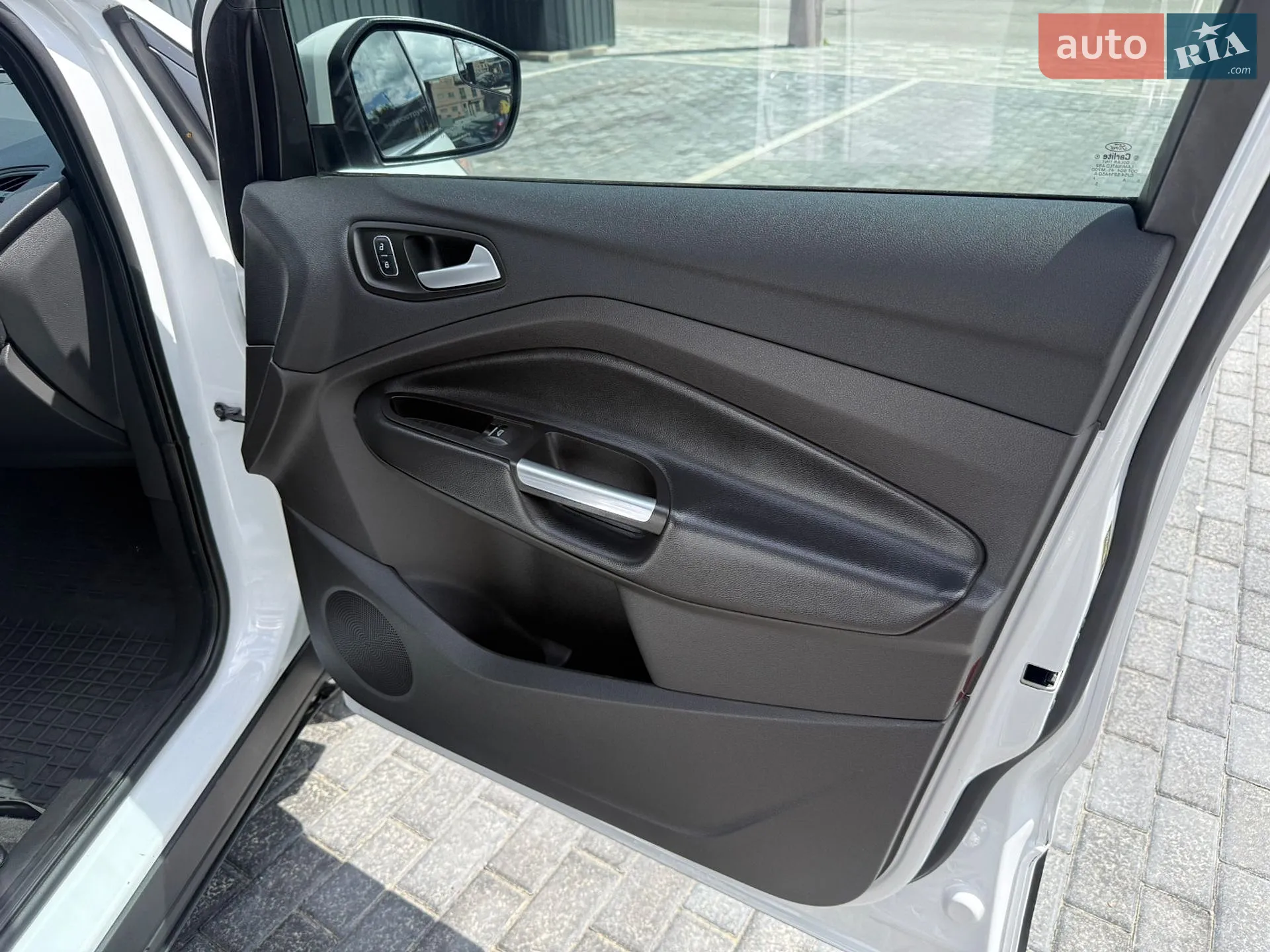 2019 Ford Escape - мініатюра 28