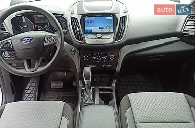 Внедорожник / Кроссовер Ford Escape 2019 в Ивано-Франковске