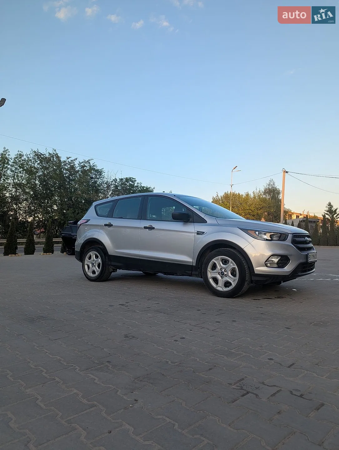 2017 Ford Escape - мініатюра 2