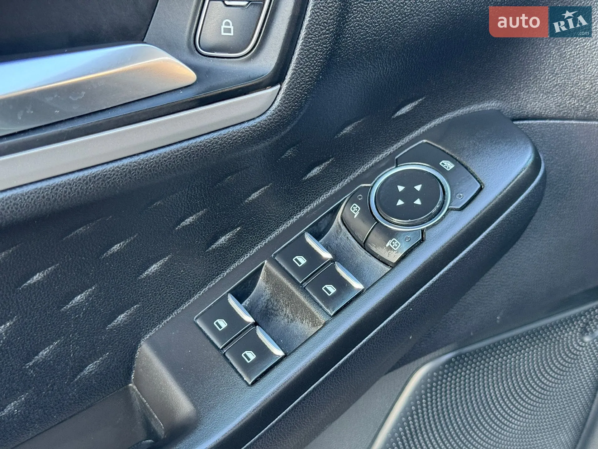 2020 Ford Escape - мініатюра 27