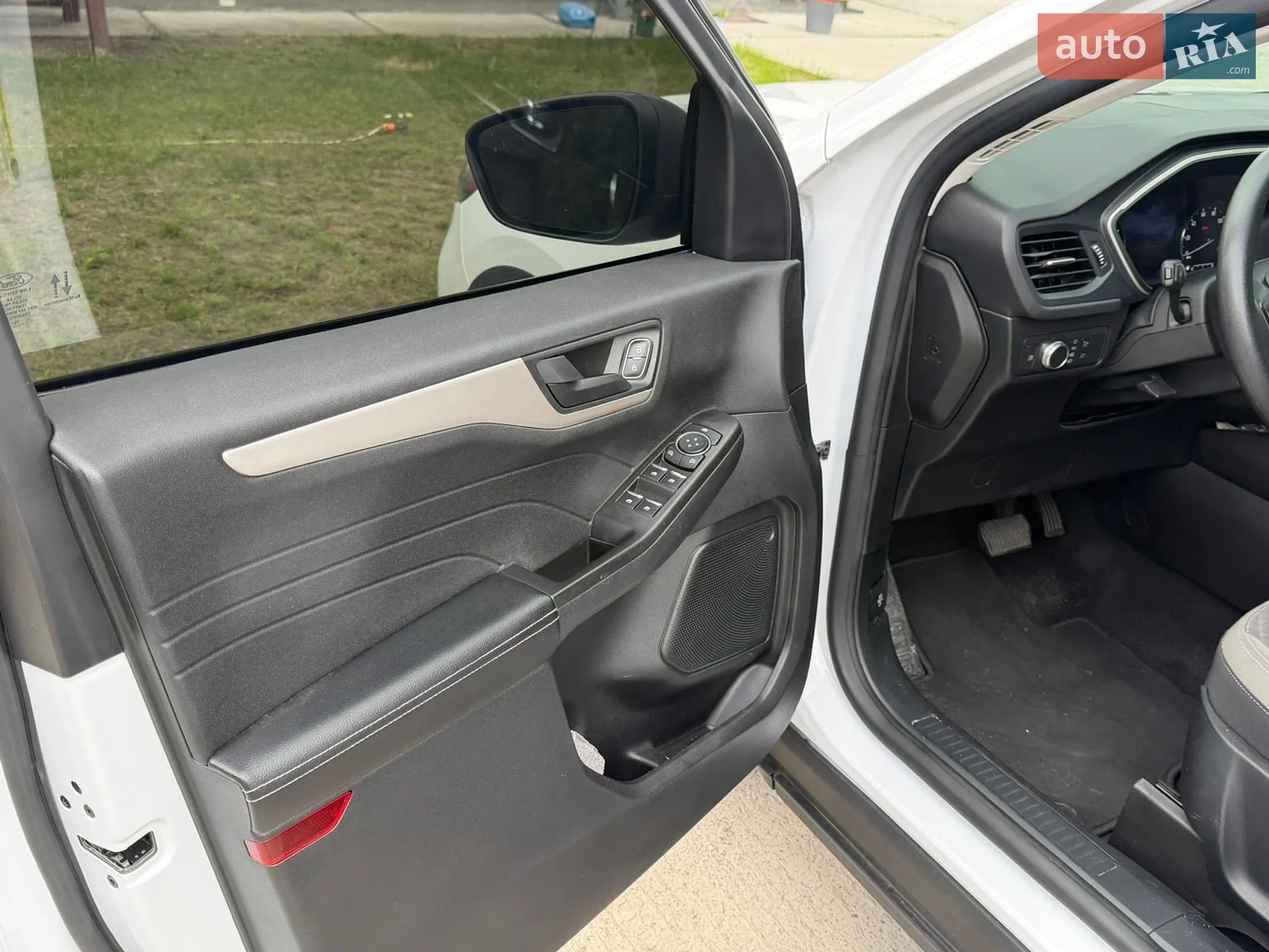 2022 Ford Escape - мініатюра 3