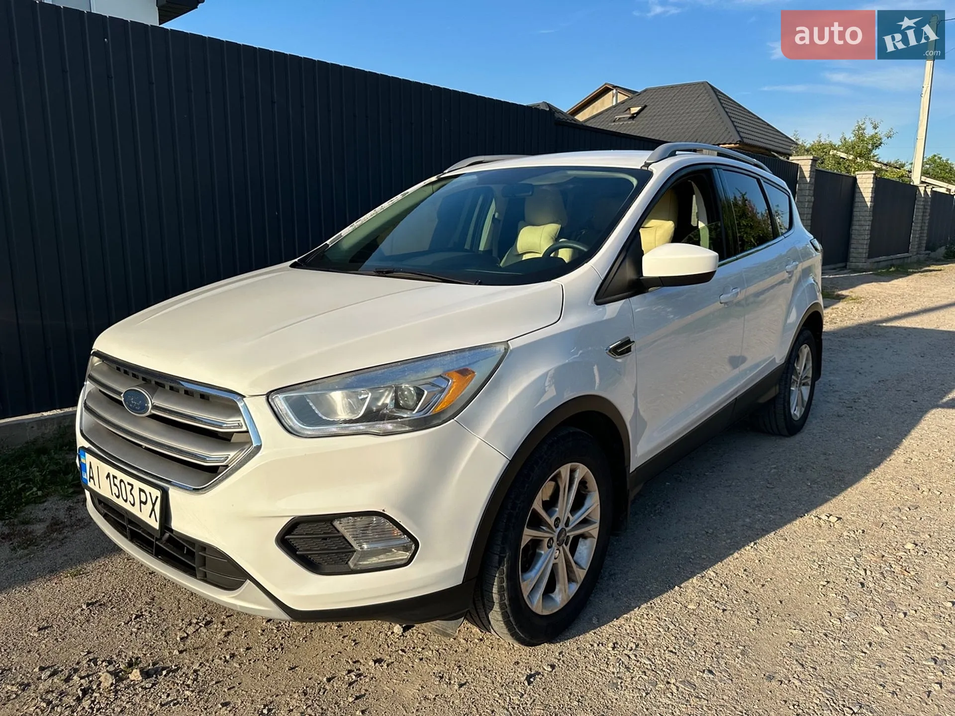 2017 Ford Escape - фото 1
