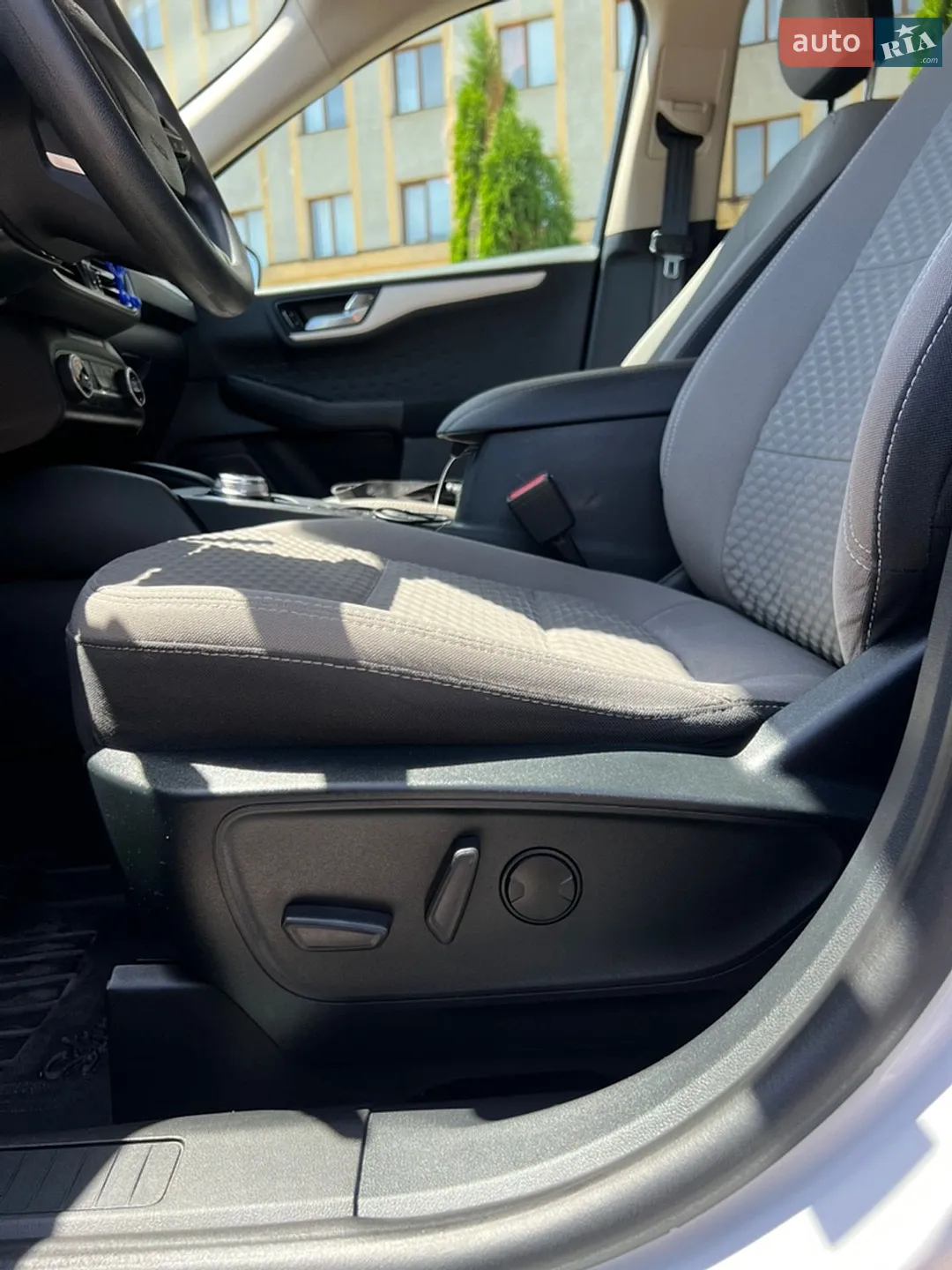 2020 Ford Escape - мініатюра 24