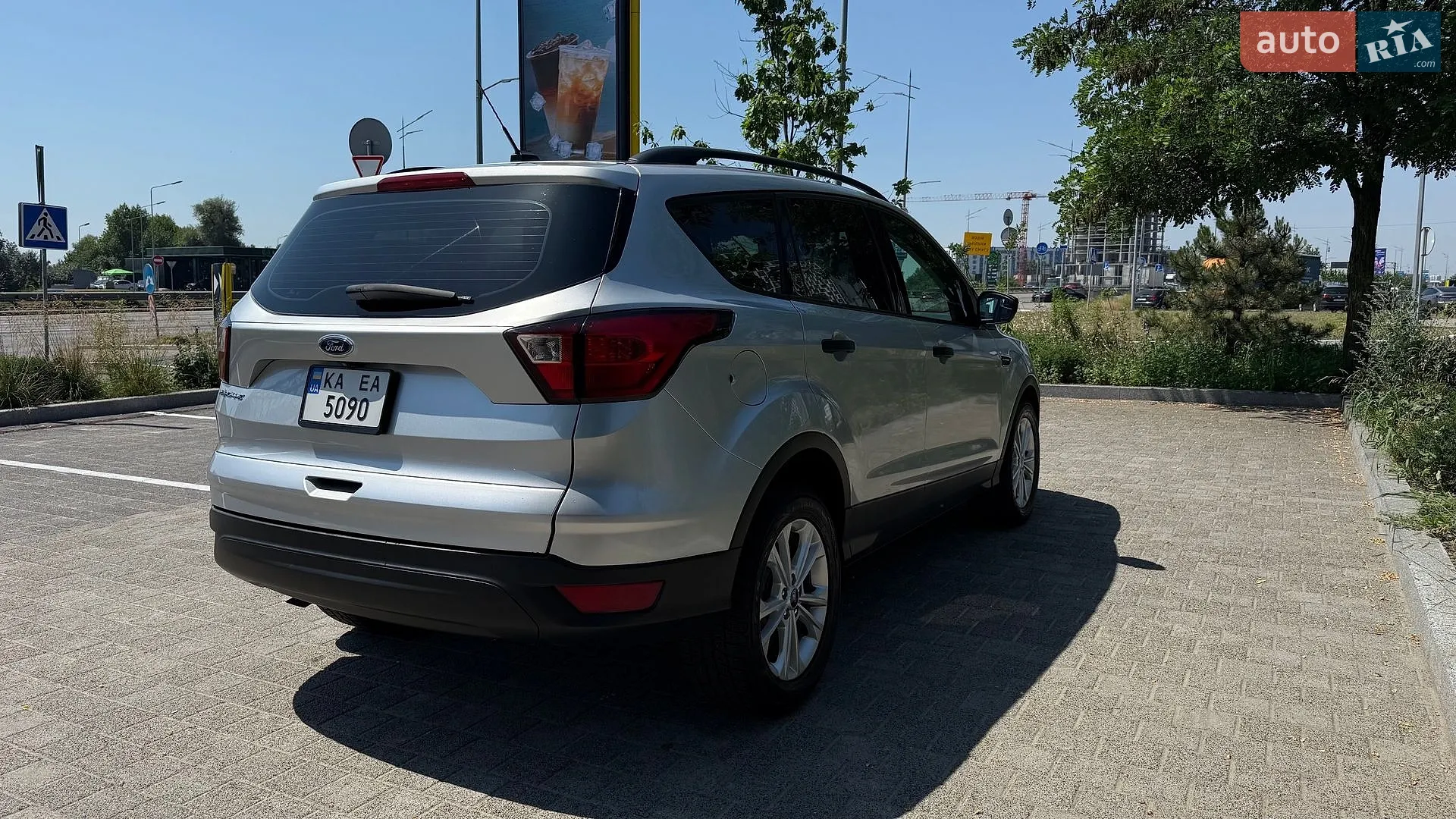 Ford Escape 2019 VIN 1FMCU0F73KUA89544 фото оголошення 9 з 29