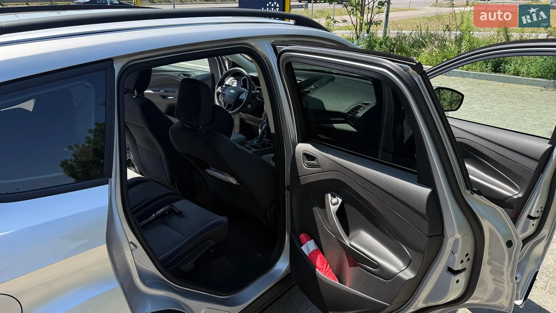 Ford Escape 2019 VIN 1FMCU0F73KUA89544 фото оголошення 24 з 29
