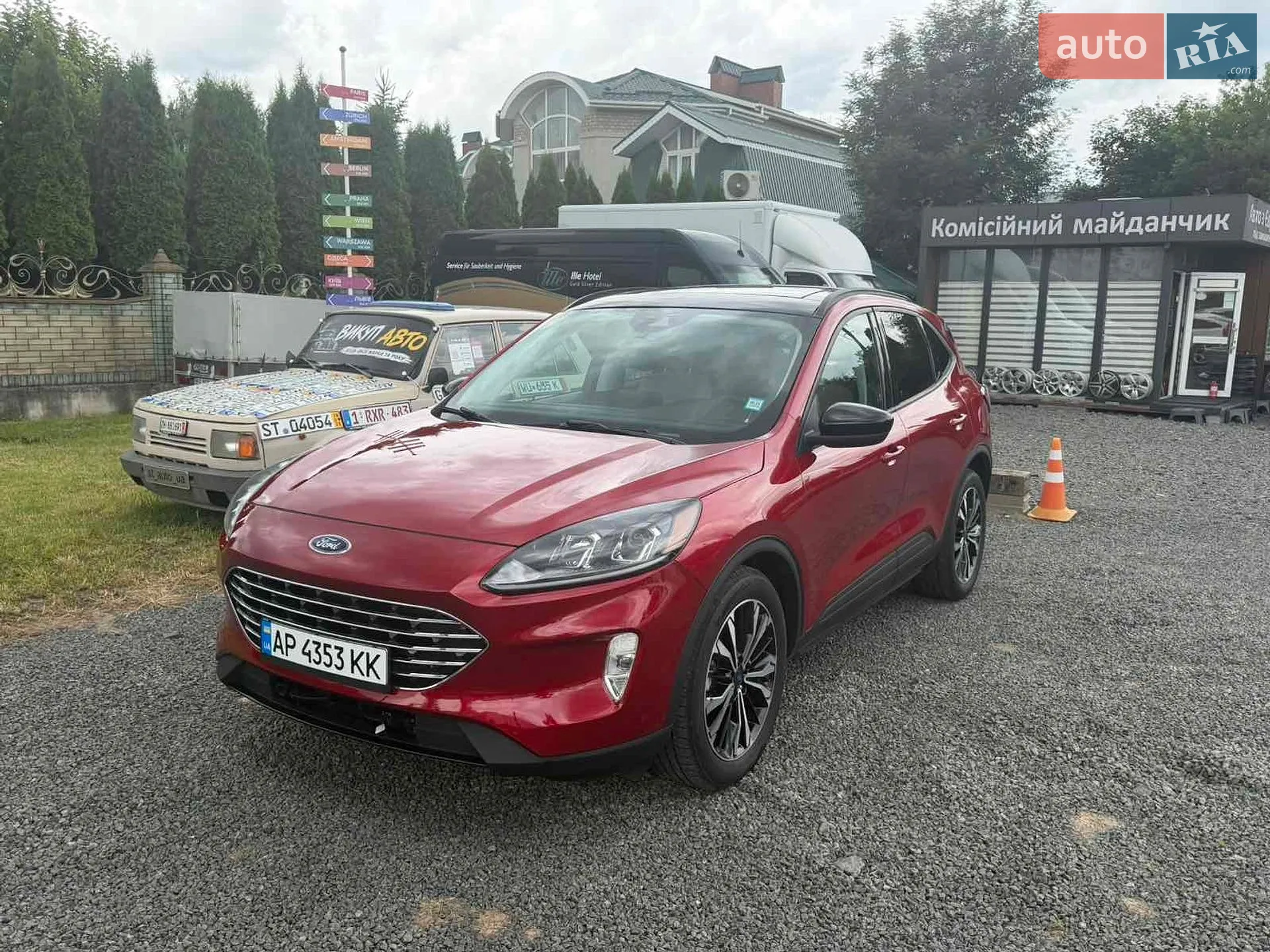 2022 Ford Escape - фото 1